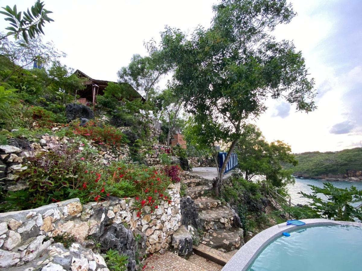 Baron Hill Resort Gunung Kidul Mitra Reddoorz Exteriér fotografie
